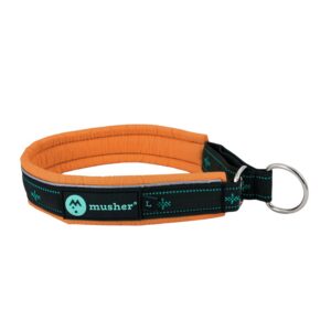 Musher TAKOTNA poolpoov kaelarihm